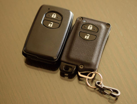 Comparison of OEM fob to assembled YMD2 - 2 Button kit