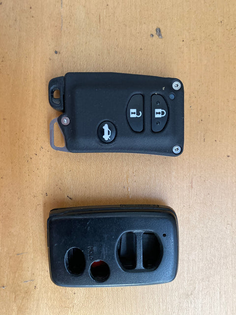 YMD2 - 3 Button withOUT PANIC - Titanium Banded Toyota Keyless Start Remote Kit