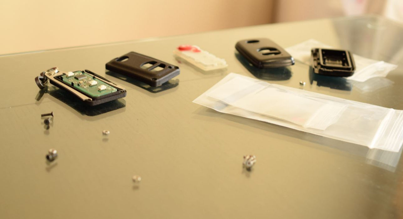 YMD2 - 3 Button with PANIC - Titanium Banded Toyota Keyless Start Remote Kit